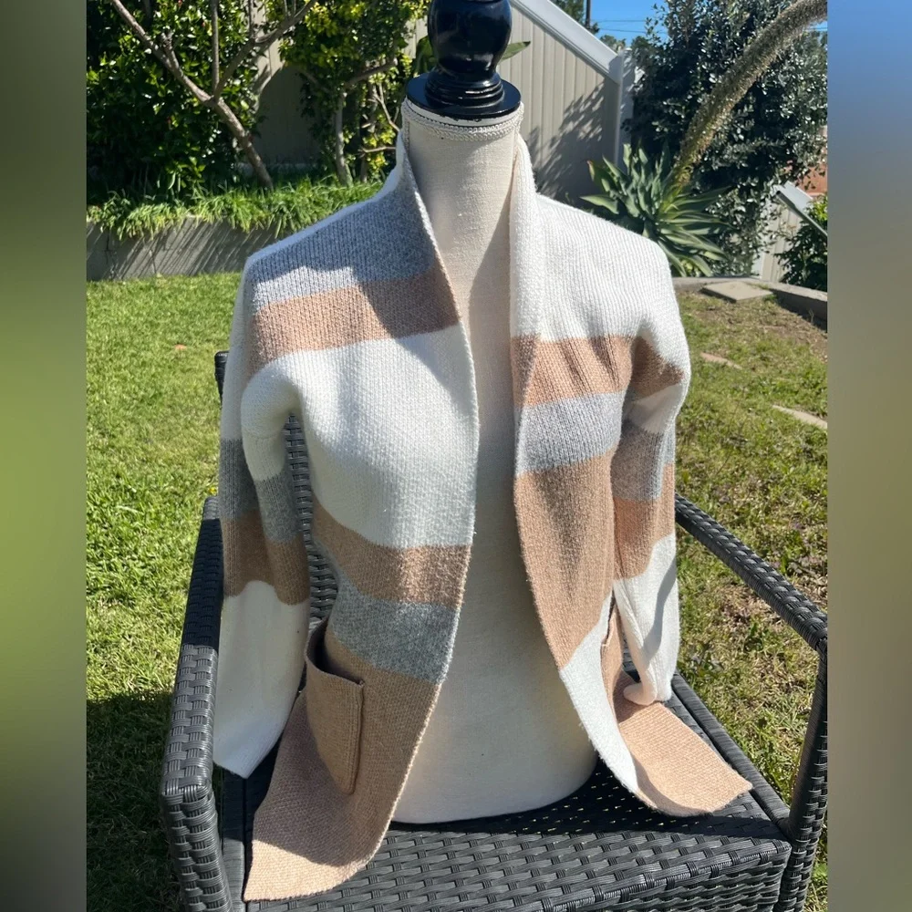 Max Studio Women's Colorblock Cardigan - White, Gray, Tan size XS oversized - Picture 2 of 7